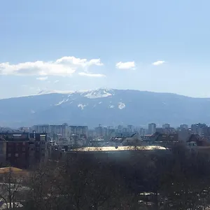  Apartment Mountain View